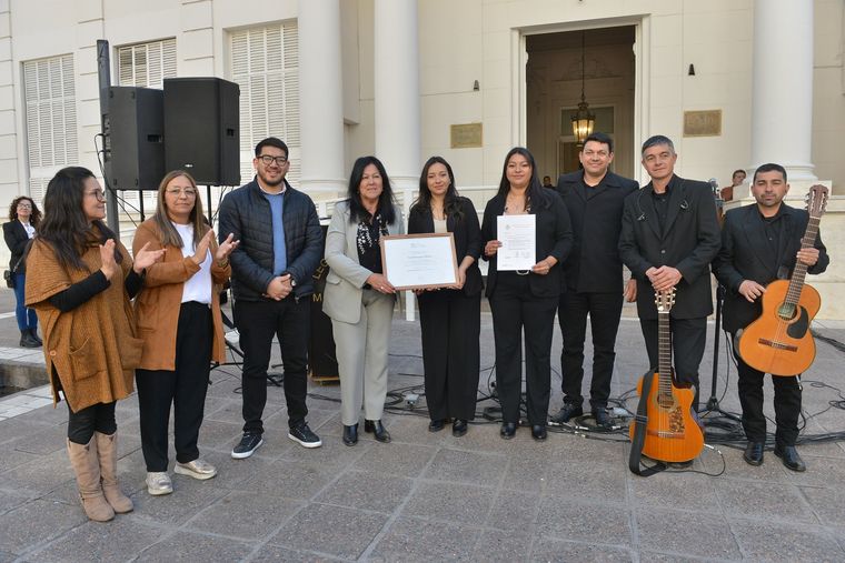 Los Hermanos Pérez fueron reconocidos en la Legislatura por su trayectoria y su aporte a la identidad cuyana.