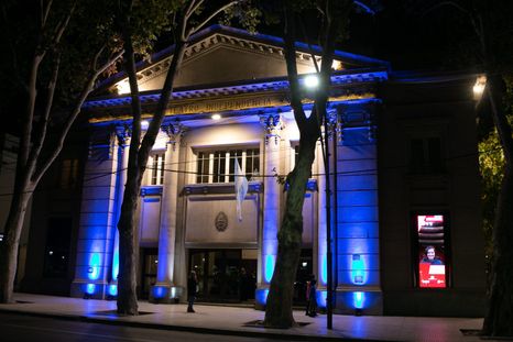 El Teatro Independencia será el escenario principal de una de las propuestas más fuertes de este sábado en Mendoza. El Teatro Independencia será el escenario principal de una de las propuestas más fuertes de este sábado en Mendoza.
