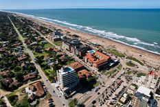 La inteligencia artificial seleccionó las tres mejores playas del Atlántico argentino para disfrutar el verano. La inteligencia artificial seleccionó las tres mejores playas del Atlántico argentino para disfrutar el verano.