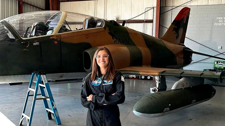 La salteña Noel de Castro, ingeniera biomédica, piloto y buzo, podría convertirse en 2027 en la primera astronauta argentina.