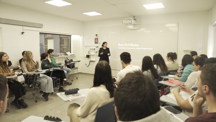 La Universidad Abierta Interamericana fue la primera en Sudamérica en obtener una certificación de calidad de Francia Foto: Gentileza UAI