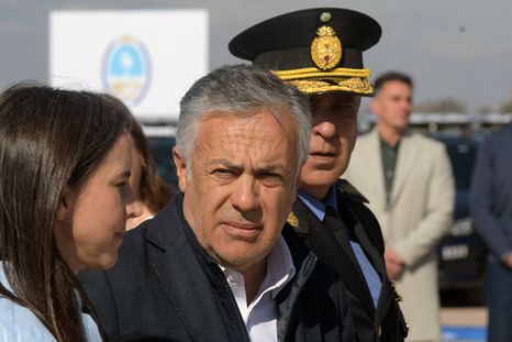 Alfredo Cornejo envió el pliego de varios jueces en puestos clave de la justicia. Alfredo Cornejo envió el pliego de varios jueces en puestos clave de la justicia.