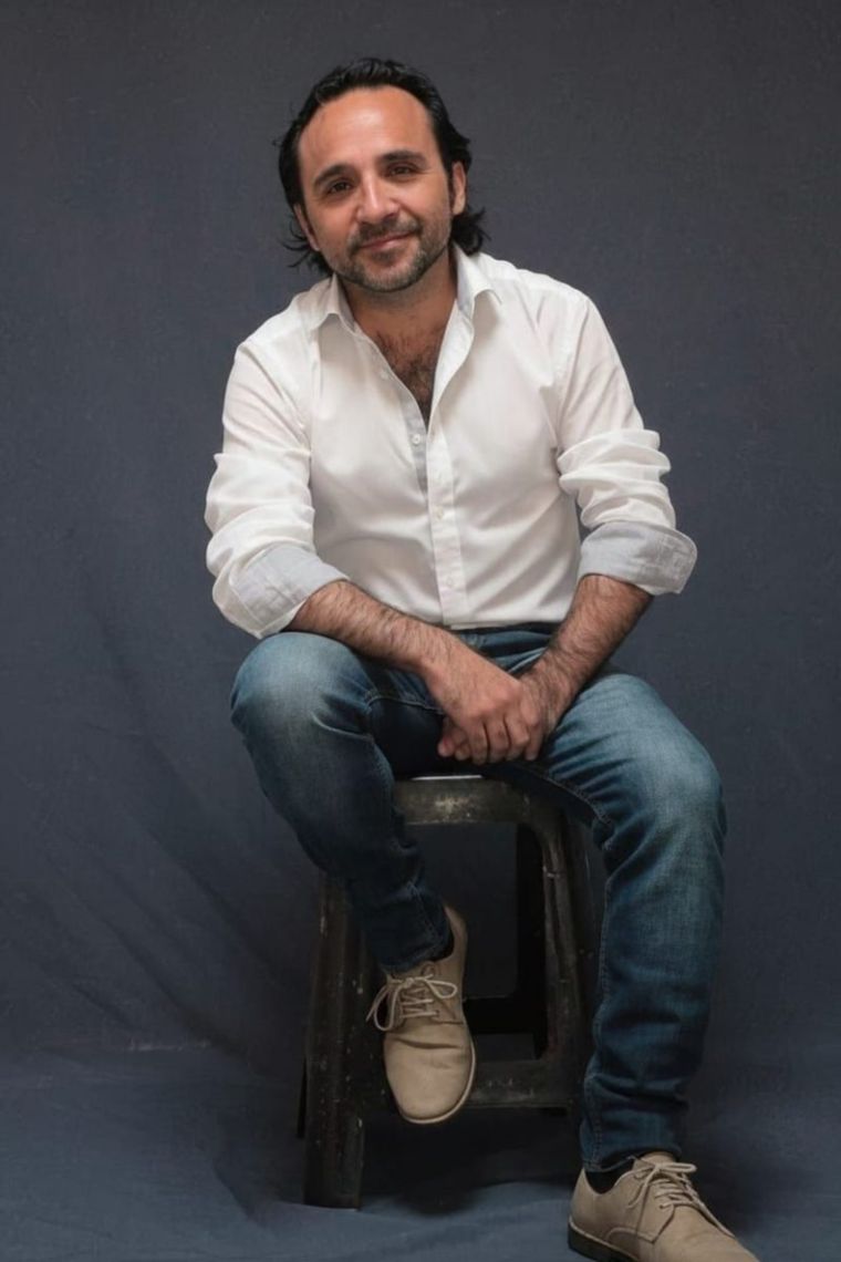 Marcelo Andrade, artista chileno. Marcelo Andrade, artista chileno.