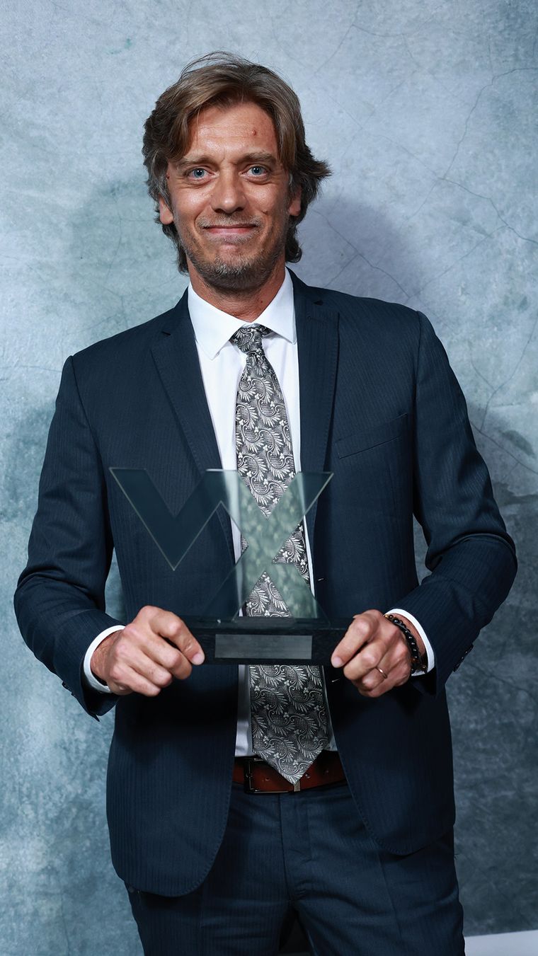 Fran Evangelista recogió el premio por Akasha. Fran Evangelista recogió el premio por Akasha.