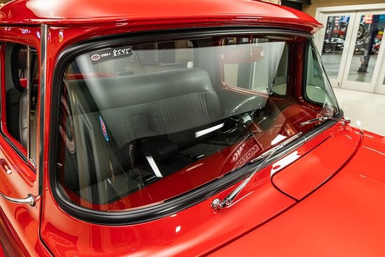 Ford F-100