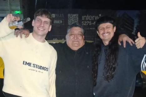 El humorista, el cantante y una de las últimas fotos conocidas. El humorista, el cantante y una de las últimas fotos conocidas.