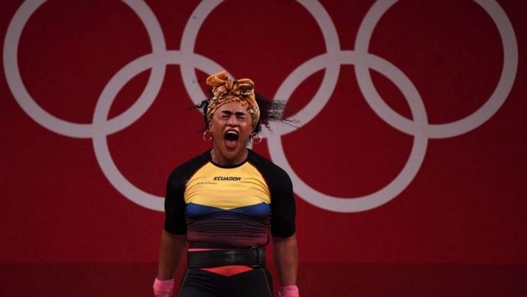 Tamara Salazar conquistó la plata en halterofilia para Ecuador. Foto: Getty Images