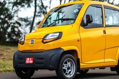 Bajaj Qute RE60 Bajaj Qute RE60