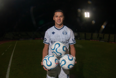 Arce, tres goles y la pelota de recuerdo.&nbsp;