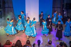 La Nave Cultural vivió la previa del 25 de mayo a pura cultura y gastronomía.&nbsp;