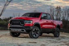 esta es la ram 1500 rebel (hibrida y deportiva) que llegara este ano