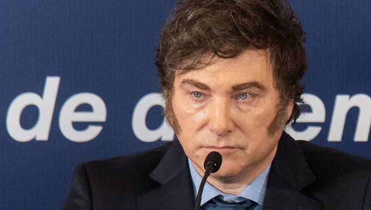 Javier Milei no logra dejar atrás el escándalo de $LIBRA y la justicia profundiza la investigación. Foto: EFE