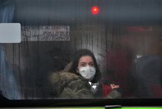 A cien días del inicio del aislamiento obligatorio por la pandemia de coronavirus, diez provincias siguen sin registrar muertes aunque los más de 49.000 casos confirmados en el país obligaron a varios distritos a retroceder en las fases de apertura de actividades.