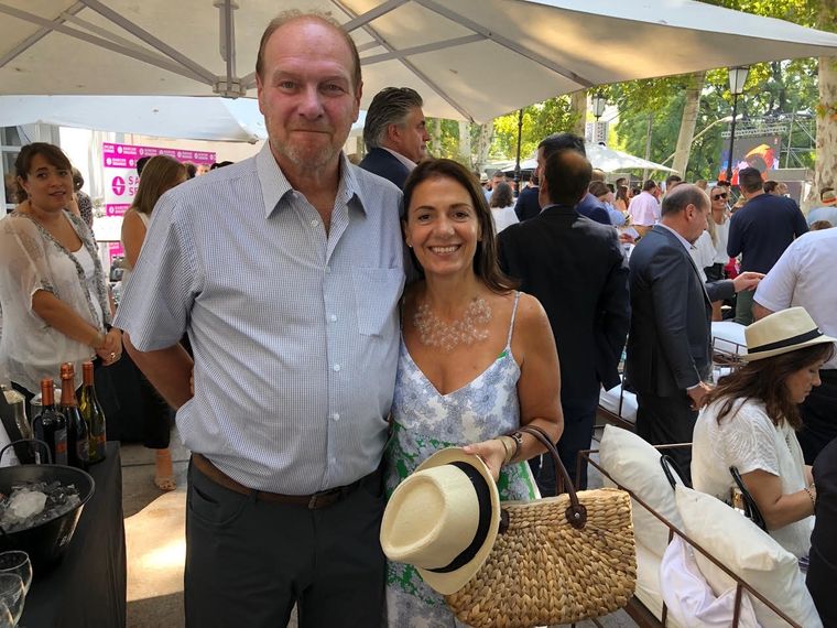 Verónica Cangemi, destacada cantante de ópera y Gustavo Grobocopatel, empresario y cantante crearon el disco Entre dos Mundos. Foto: ALF PONCE MERCADO / MDZ