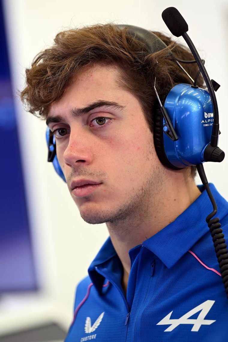 Franco Colapinto sumó kilómetros clave en su primera pretemporada completa como titular en la Fórmula 1. Franco Colapinto sumó kilómetros clave en su primera pretemporada completa como titular en la Fórmula 1.