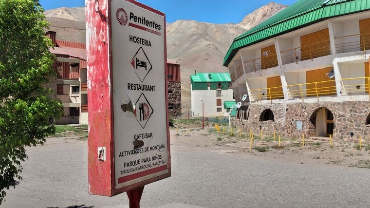 El Gobierno de Mendoza rechazó las impugnaciones contra la licitación del centro de esquí Penitentes. El Gobierno de Mendoza rechazó las impugnaciones contra la licitación del centro de esquí Penitentes.