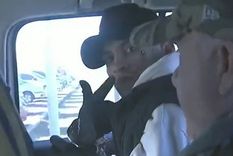 En las redes sociales se repitieron los mensajes de indignación por el exagerado operativo policial para trasladar a L-gante a fin de que emita su voto Foto: Captura de pantalla