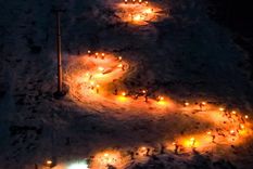 Bajada de antorchas en el Cerro Bayo Foto: Villa la Angostura Turismo