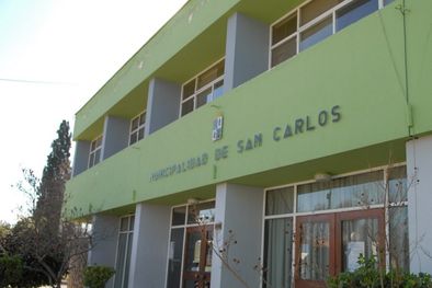 MDZol | Fachada de la Municipalidad de San Carlos.