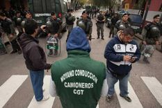 crece el malestar por la inclusion de los camioneros de moyano en el control de precios en supermercados