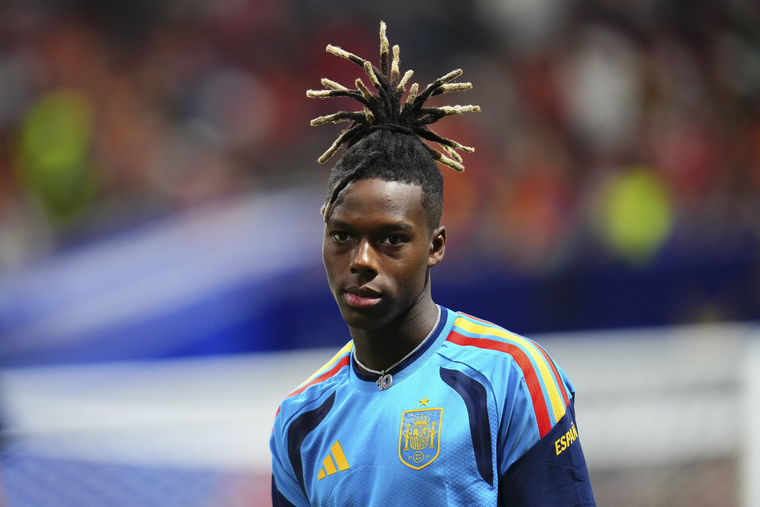 La fuerte entrada de Canobbio podr&iacute;a dejar a Nico Williams afuera de lo que resta del Mundial.