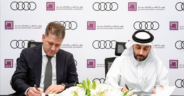 Gernot Döllner, CEO de AUDI AG y presidente del consejo de administración de Sauber Motorsport AG; Mohammed Al-Sowaidi, CEO de QIA Foto: Audi