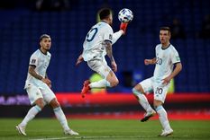 El 10 tuvo un año soñado con la Selección tras la obtención de su primer título con la mayor. Foto: EFE