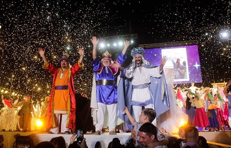 La tradicional Cabalgata de los Reyes Magos se realizará el 5 de enero a las 22 en el Ex Autódromo Los Barrancos, con entrada libre y gratuita.