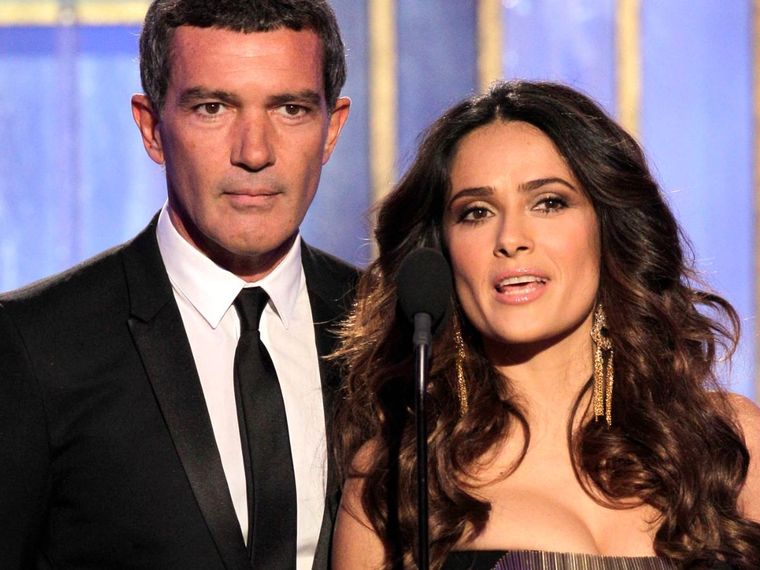 Foto: https://www.pinkvilla.com/entertainment/hollywood/salma-hayek-recalls-horror-story-filming-intimate-scene-antonio-banderas-her-debut-film-desperado-615199