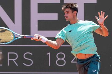 Mariano Navone se metió en la final del ATP 250 de Ginebra. Mariano Navone se metió en la final del ATP 250 de Ginebra.