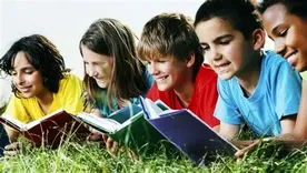 Un niño, un joven que no lee al menos diez libros al año, no podrá leer su vida y no podrá leer la realidad.