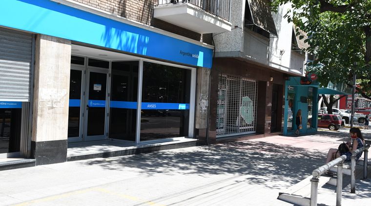 Anses continúa el calendario de pagos del viernes 14 de noviembre Anses continúa el calendario de pagos del viernes 14 de noviembre