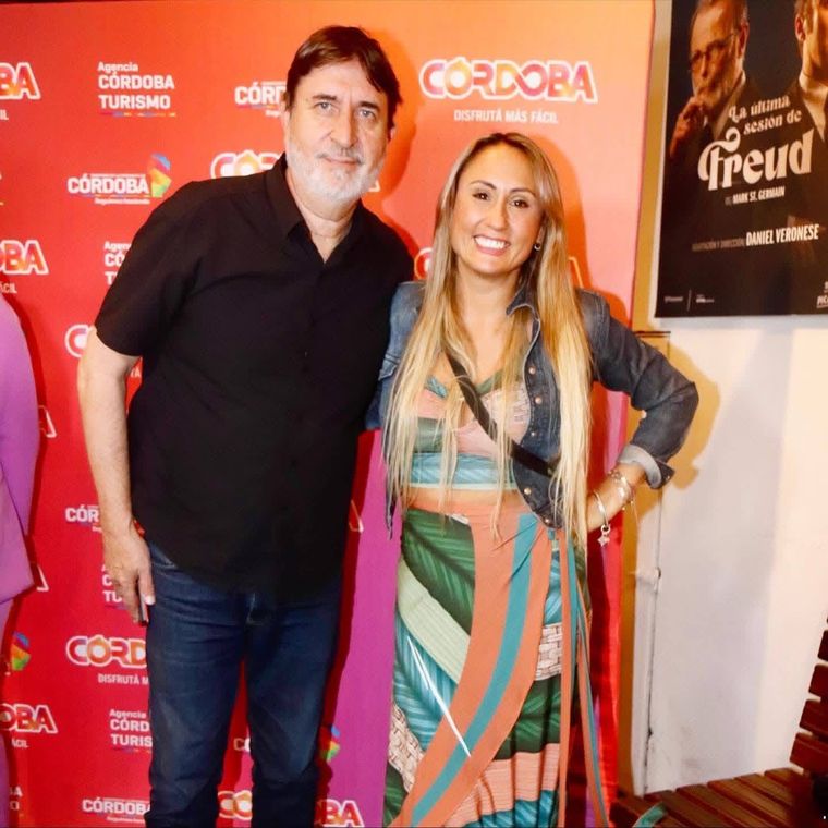 Flaco Pailos y Carla Dogliani (La Bicho) presentan el nuevo espectáculo de humor Flaco Pailos y Carla Dogliani (La Bicho) presentan el nuevo espectáculo de humor