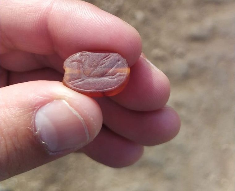 El amuleto descubierto Foto: IAA