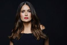 Foto: https://www.pagina12.com.ar/441058-salma-hayek-santa-evita-muestra-la-obsesion-de-los-hombres-d