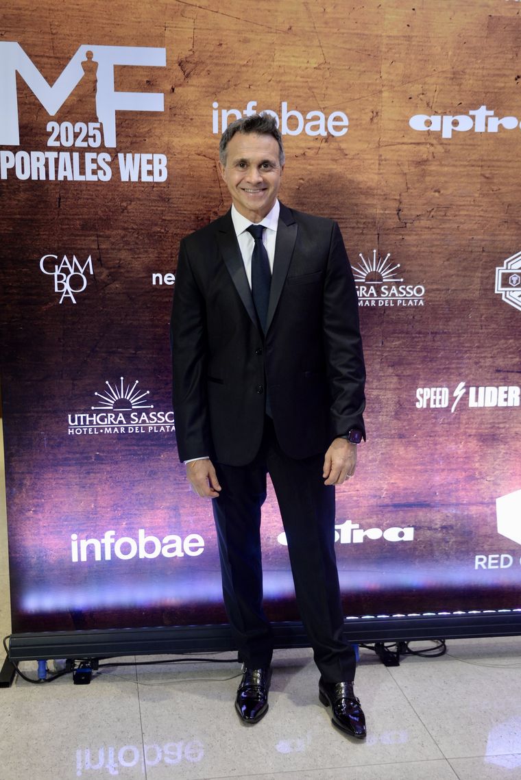 Sergio Lapegüe. Sergio Lapegüe.