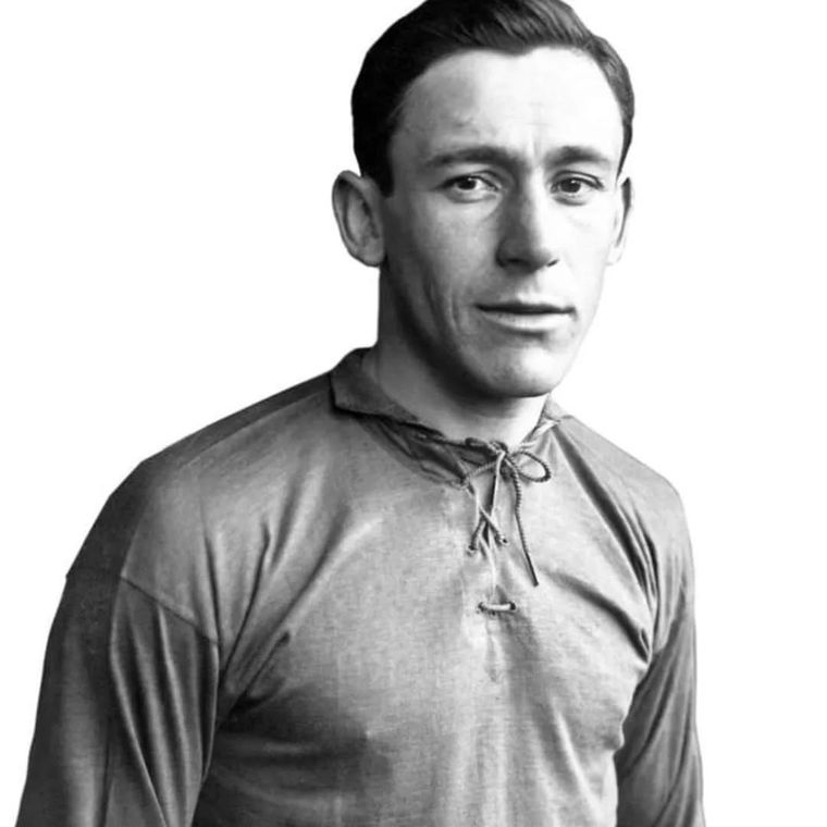 Attilio Demaría, subcampeón del mundo con la albiceleste en Uruguay 1930. Attilio Demaría, subcampeón del mundo con la albiceleste en Uruguay 1930.