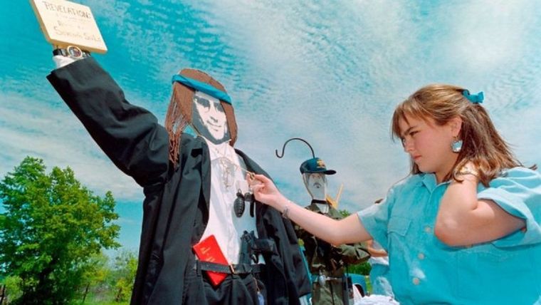 Una figura de cartón del líder de la Rama Davidiana, David Koresh. Rick Ross ayudó a algunos de sus seguidores a dejar el culto, en la década de 1990. Foto: GETTY IMAGES