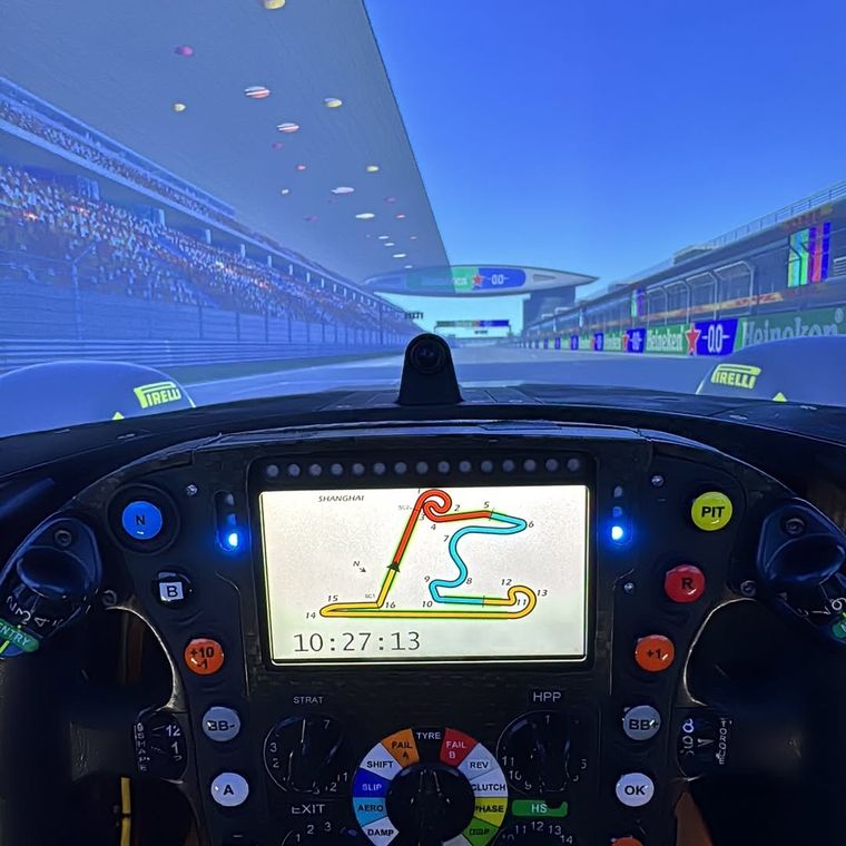 Franco Colapinto publicó una serie de fotos personales en la antesala del estreno de la Fórmula 1 2026.