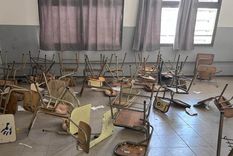 el reclamo de los padres de los alumnos sancionados en el colegio santa maria