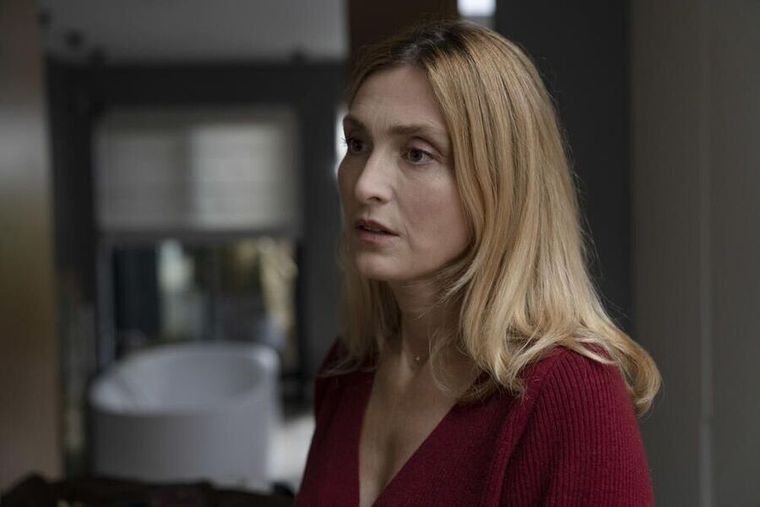 Julie Gayet encabeza el reparto de esta miniserie francesa que es tendencia en el streaming. / Netflix