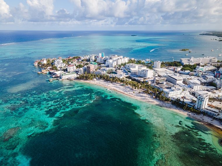 La inteligencia artificial destaca San Andrés como uno de los mejores destinos del Caribe latinoamericano. Foto: Shutterstock