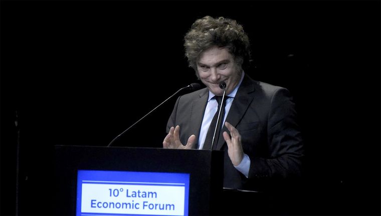 Lo que le espera a Javier Milei al regreso de su viaje por Europa. Foto: Juan Mateo Aberastain/MDZ