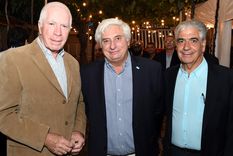 Juan José Canay, en la foto junto a Carlos Tizio y Ángel Vespa. Foto: ALF PONCE MERCADO / MDZ