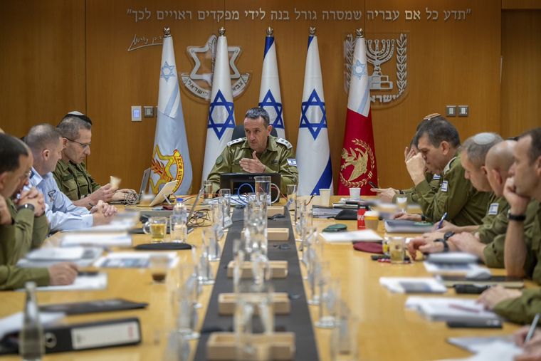El Comité de Guerra israelí define si contrataca a Irán o no Foto: EFE