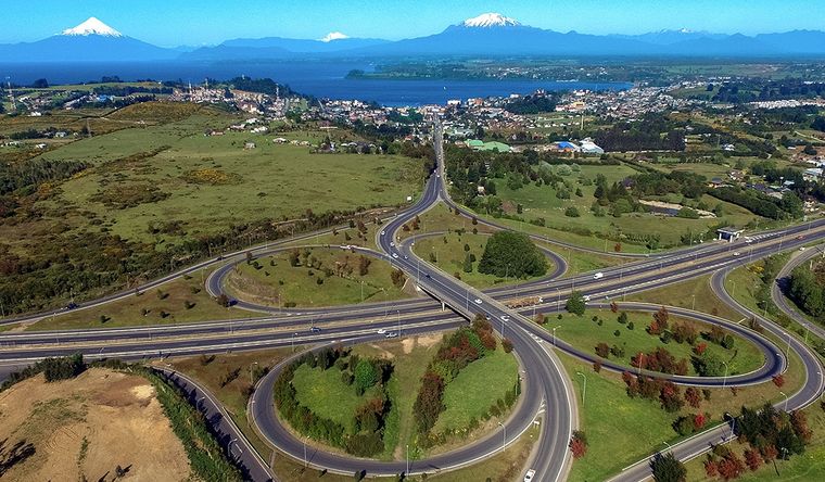 Chile tiene excelentes autopistas, como la de referencia. Foto: Ministerio Obras Públicas, Chile.