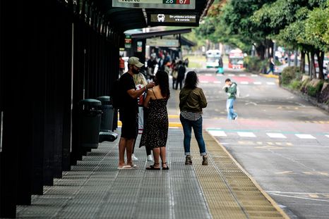 Miles de pasajeros se ven afectados por el nuevo paro de colectivos. Miles de pasajeros se ven afectados por el nuevo paro de colectivos.