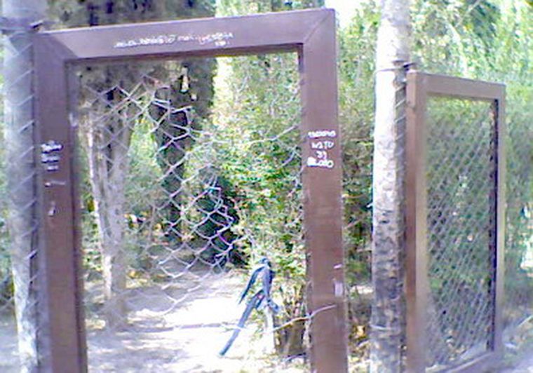 La entrada principal anticipa lo que se verá dentro. Foto: Mdz