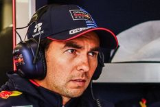 Red Bull pretende que Checo reaccione y recupere lo perdido Foto: @SChecoPerez