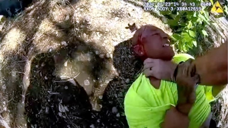 Captura de pantalla del exceso policial. Foto: TheColoradoSun.